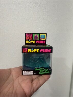 VIRAL Nee Doh  Super Solid Cube - BLUE
